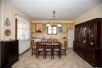 Kuchyň nebo kuchyňský kout v ubytování Traditional beach house