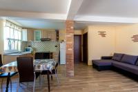 Kuchnia lub aneks kuchenny w obiekcie Apartments Lily