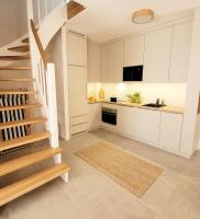 Kuchnia lub aneks kuchenny w obiekcie Pine Point Apartament with terrace, shared pool, tennis court