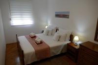 Posteľ alebo postele v izbe v ubytovaní Seafront City Apartment Ana Trogir