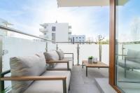 Balkon lub taras w obiekcie Bella Vista - 3pok, 5 łóżek, centrum, parking, winda, widok na rzekę, Netflix
