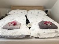 Posteľ alebo postele v izbe v ubytovaní Apartmán Zelený dom 43