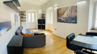 Televízia a/alebo spoločenská miestnosť v ubytovaní Apartment Tashi, Korzo - Rijeka, 2 bedrooms
