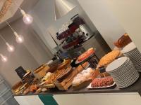 Jídlo v hotelu nebo okolí