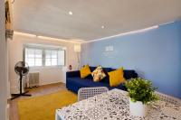 Posezení v ubytování Oporto Blue Picaria - Unique Citycenter Apartment