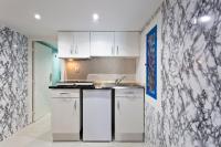 Kuchyň nebo kuchyňský kout v ubytování Oporto Blue Picaria - Unique Citycenter Apartment