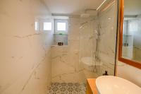 Kúpeľňa v ubytovaní Nem Home, amazing 1 bedroom house