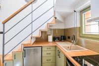 Kuchyňa alebo kuchynka v ubytovaní Nem Home, amazing 1 bedroom house