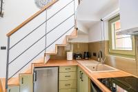 Kuchyňa alebo kuchynka v ubytovaní Nem Home, amazing 1 bedroom house