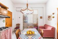 A kitchen or kitchenette at Paco House