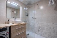 Koupelna v ubytování Apartamentos Salou - 111