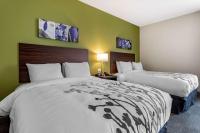 Sleep Inn & Suitesにあるベッド