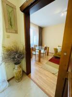 Posezení v ubytování Lovely apartment by the Sea Garden
