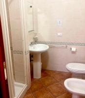 A bathroom at B&B Mela