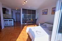 Kuchyňa alebo kuchynka v ubytovaní Studio Apartman LUKA