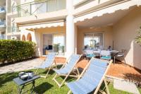 Balkon lub taras w obiekcie RARE! Exquisite 2-bd Apartment Facing the Sea