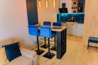 Kuchyňa alebo kuchynka v ubytovaní APARTAMENT ELEGANCE BLUE w Let's Sea Basen&SPA