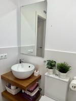 Kúpeľňa v ubytovaní Villa Olivia con Piscina, Jardin y Parking