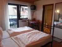 Postel nebo postele na pokoji v ubytování Pension Bergblick