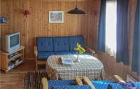 TV a/nebo společenská místnost v ubytování 1 Bedroom Awesome Home In Spangereid