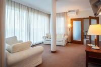 Posedenie v ubytovaní Hotel Kuracyjny Spa & Wellness