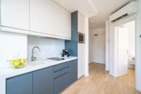 Kuchyň nebo kuchyňský kout v ubytování Crown Apartments - Emerald 1 BD