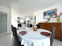 Plán poschodí v ubytovaní Maison 6 pers à 650m de la plage avec jardin clos, BBQ et Wi-Fi - FR-1-224A-53