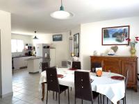 Plán poschodí v ubytovaní Maison 6 pers à 650m de la plage avec jardin clos, BBQ et Wi-Fi - FR-1-224A-53