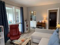 Posedenie v ubytovaní Charmant T2 à Cabourg, proche centre et plage, calme, loggia, ascenseur, animaux acceptés - FR-1-487-337