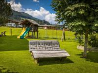 Ogród w obiekcie Holiday Home Erlachhof by Interhome