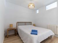 Posteľ alebo postele v izbe v ubytovaní Apartment Bahia-14 by Interhome