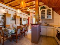 Kuchyňa alebo kuchynka v ubytovaní Holiday Home Szabo by Interhome