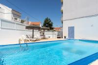 Bazén v ubytování Hotel Azul Praia nebo v jeho okolí