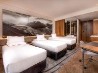 Novotel Christchurch Airportにあるベッド