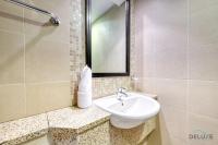 Koupelna v ubytování Coastal 2BR at Sky Gardens DIFC by Deluxe Holiday Homes