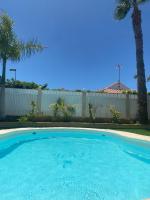Bazén v ubytování Villa Holiday World nebo v jeho okolí