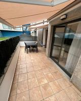 Balkon lub taras w obiekcie Apartamento con terraza,2 min de la playa, Ares