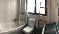 2 person privat room between Expo Ghent & Ghent Sint Pieters station - Housity