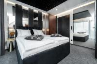 Posteľ alebo postele v izbe v ubytovaní Axel Baltic Jacuzzi & Sauna ADULTS ONLY