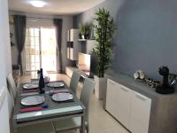 A kitchen or kitchenette at Magnificent Apartment Mar de Cristal, Pl Baja, Urb private, leisure and swim n01