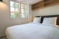 Posteľ alebo postele v izbe v ubytovaní COTTAGE Lovely outdoors areas at 200m from beach of Juan