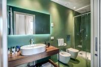 Kúpeľňa v ubytovaní Milhouse Suites Duomo