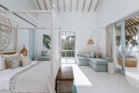Ein Bett oder Betten in einem Zimmer der Unterkunft Selenya Talpe - Boutique Villa
