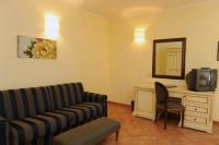Telewizja i/lub zestaw kina domowego w obiekcie Hotel Urbano V