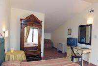 Telewizja i/lub zestaw kina domowego w obiekcie Hotel Urbano V
