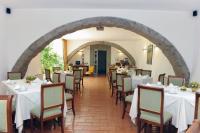 Restauracja lub miejsce do jedzenia w obiekcie Hotel Urbano V