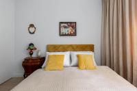 Postel nebo postele na pokoji v ubytování Apartament Wenecja Błękitna - Młyn Maria - Art Apartments