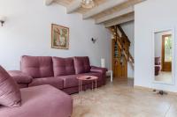 Posezení v ubytování YourHouse Sa Sini villa