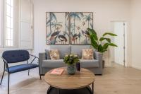 Posedenie v ubytovaní Thyssen Boutique Apartments by Caleta Homes