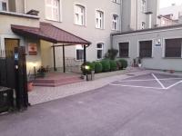 Budynek, w którym mieści się hotel